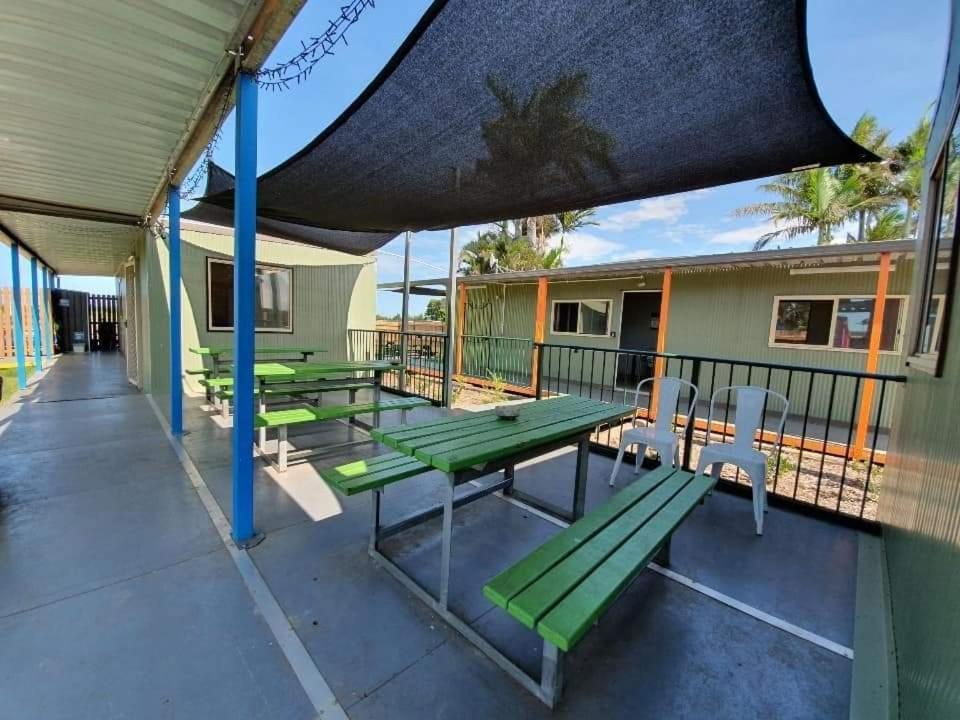 Palm Tree Backpackers Hostel Bundaberg Luaran gambar